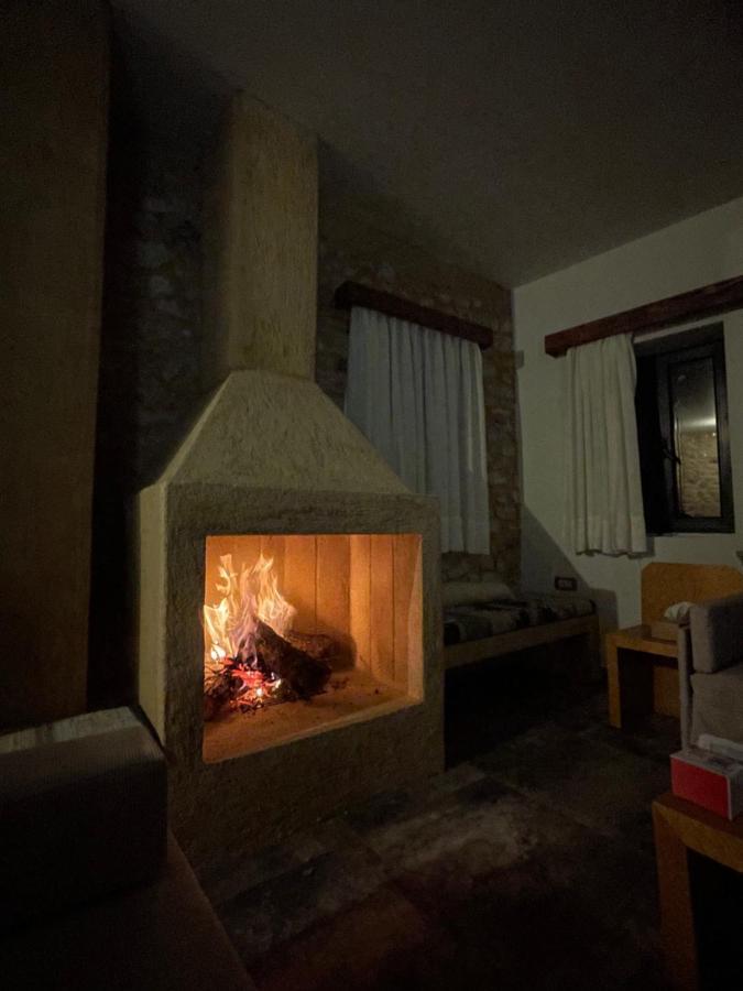 Apartamento Kesemi Kalavryta Exterior foto